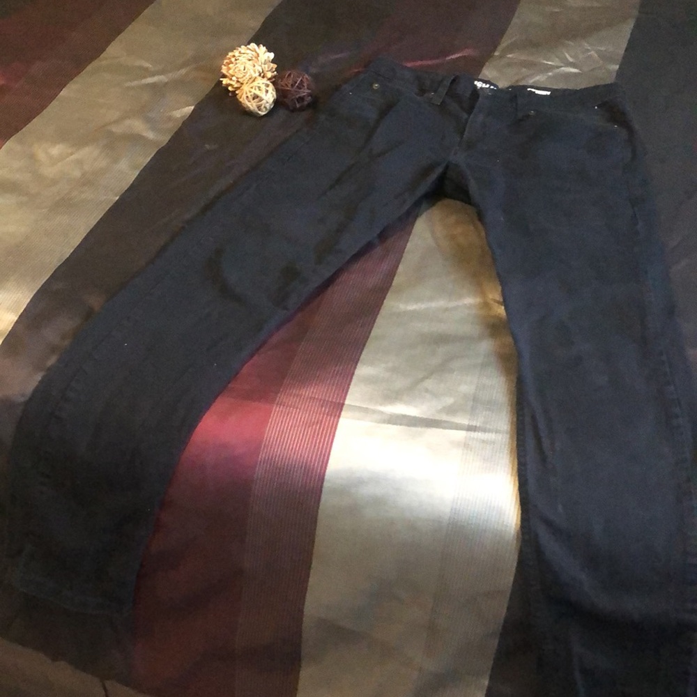 Levi Skinny Jeans - Picture 4 of 5